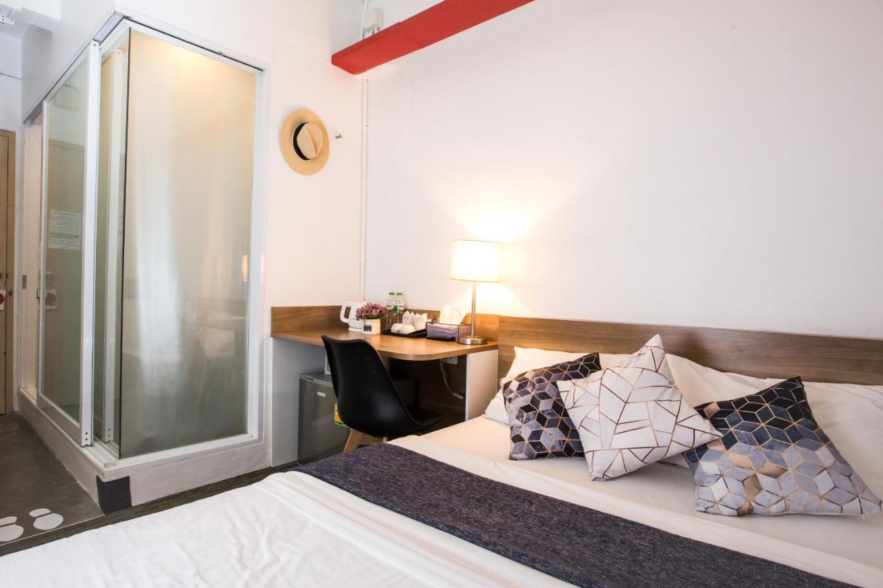 Qilombo Hostel Silom - Hq Банкок Екстериор снимка