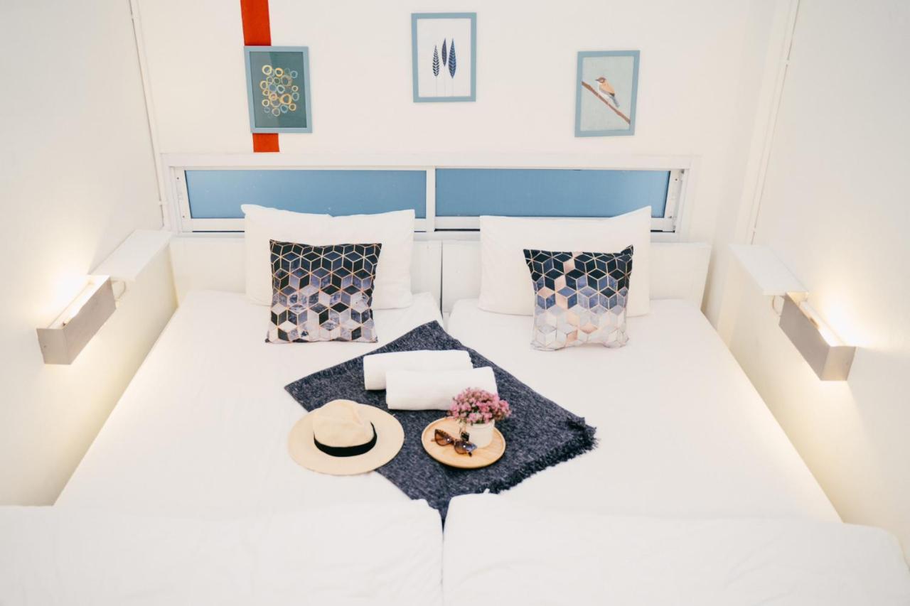 Qilombo Hostel Silom - Hq Банкок Екстериор снимка